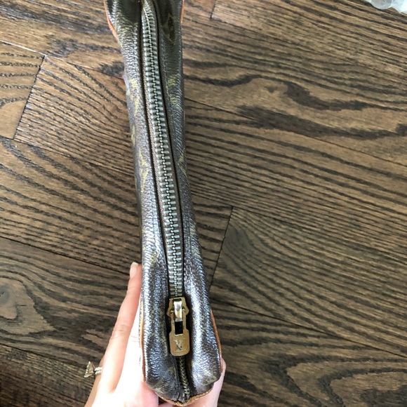 SOLD - Picture 5 of 8